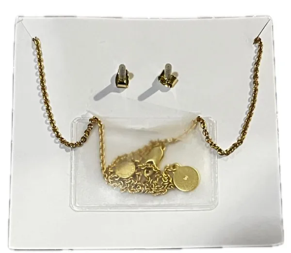 $120 Retail: NWT Marc Jacobs Heart Stud Earrings and Necklace Set - Image 3