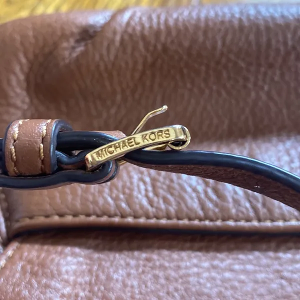 Michael Kors small leather purse - Image 10