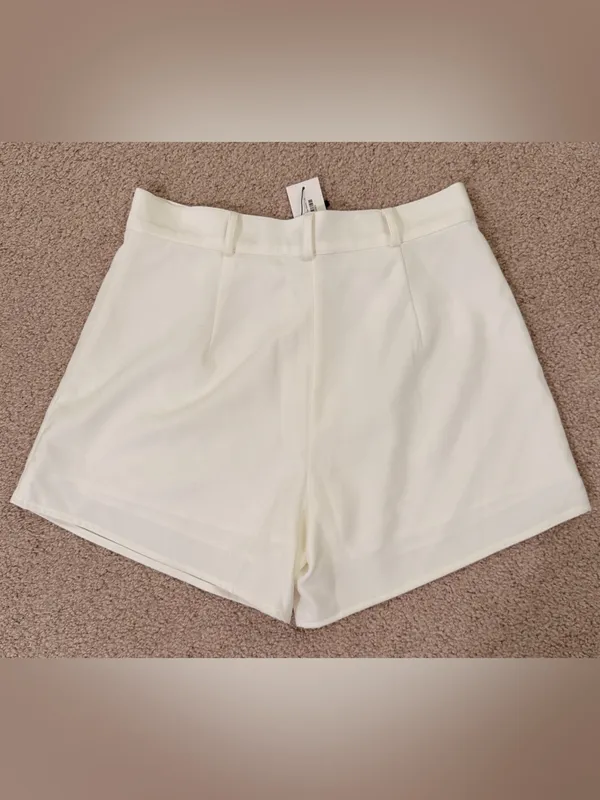 NWT Strut &‎ Bolt Ivory High Rise Tailored Dress Shorts Large - Image 3