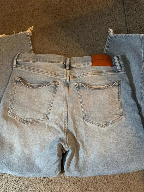 Lucky Brand Jeans - Image 3