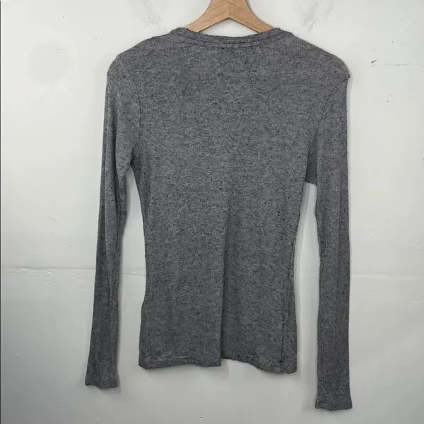 Just Female Heather Gray Long Sleeve Tee Wool Blend size Small - Image 4