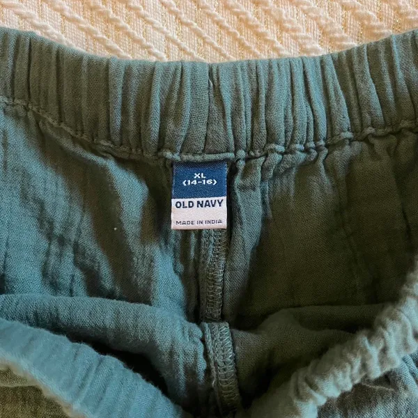 Old Navy Shorts - Image 3
