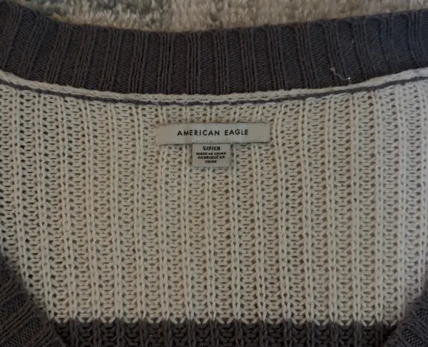 American Eagle Striped Knit V-Neck Pullover Sweater Gray Ivory Women's Size S - Image 3