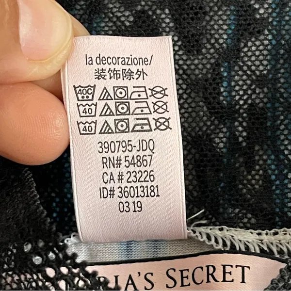 Victoria’s secret’s pajama set SZ XL - Image 4
