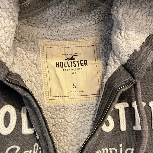 VTG Y2K Hollister Hoodie Sweatshirt Full Zip Fleece Sherpa Lined Gray Size Small - Image 4