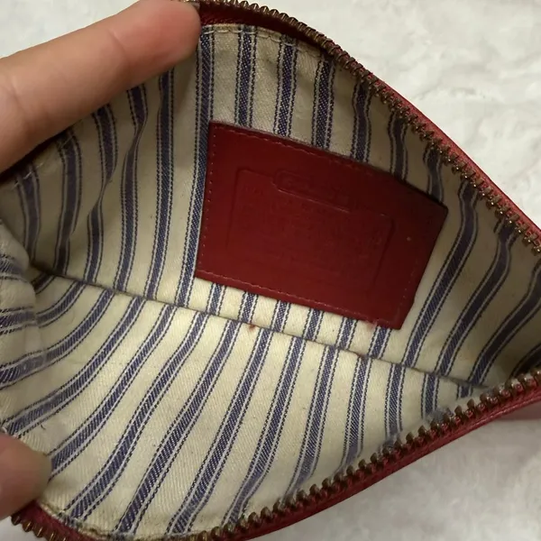 Vintage COACH Red Slim Pouch "Skinny Case" Style 7170 - Image 6