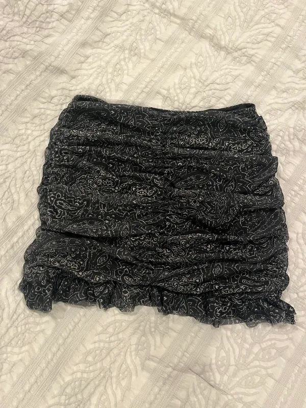 Pull & Bear Black mini Skirt - Image 3