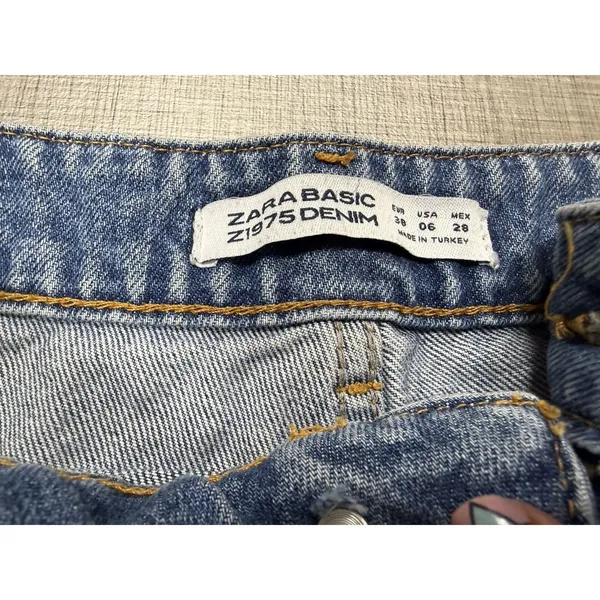 Zara Basic Z1975 Denim Cut Off Shorts Blue Women's Size‎ 6 Beaded Embrodiered - Image 4