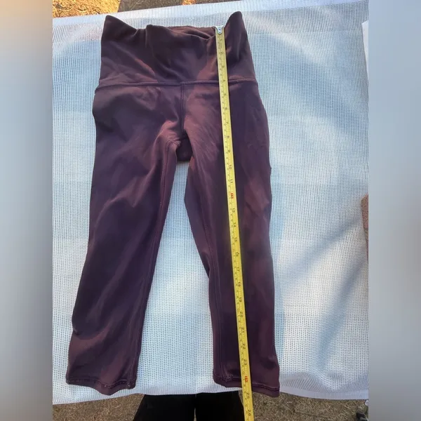 Lululemon Athletica Women’s size 2 Purple High-Waisted Leggings - Image 2