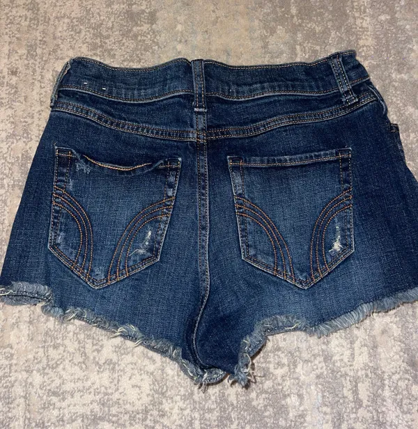 Shorts - Image 2