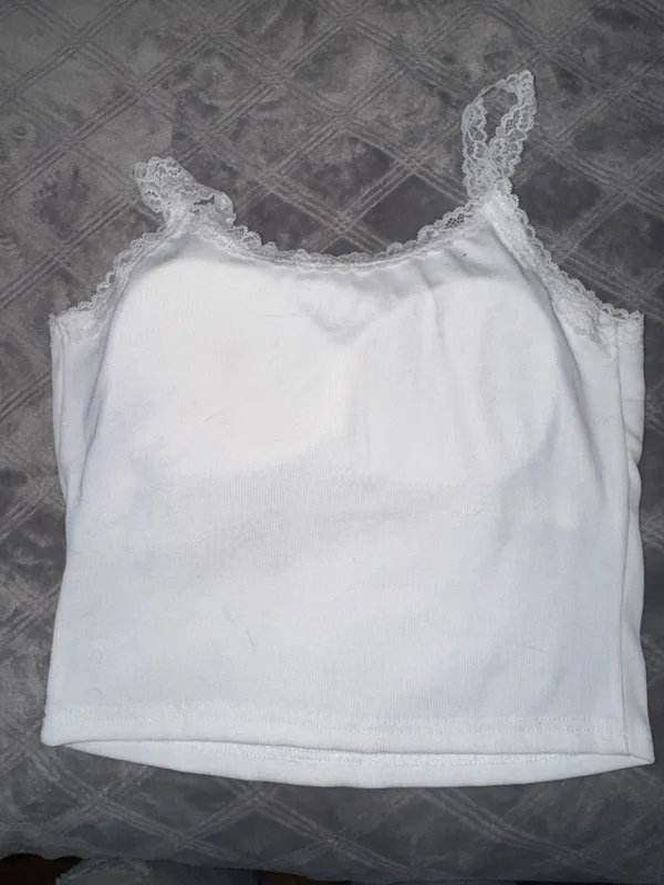 Women white cherry blossoms top with build in bra size M - Image 3