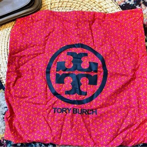 Tory Burch Leather Crossbody Bag - Image 10