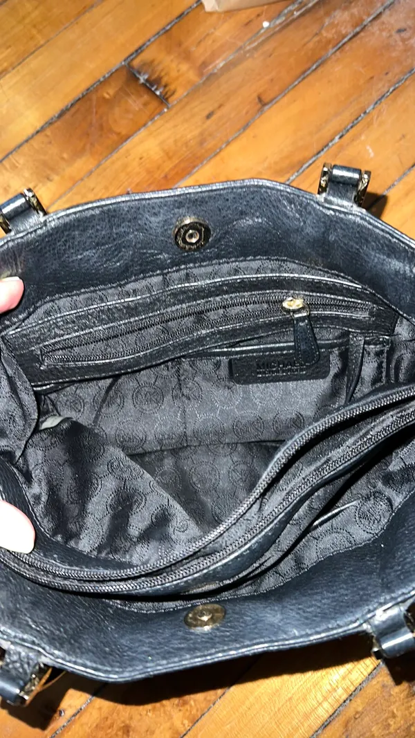 Michael Kors Bag - Image 5