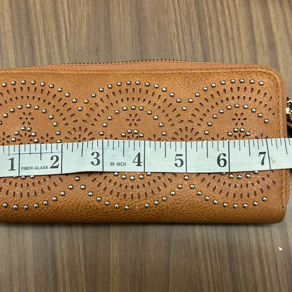 Wallet Studded Laser - Image 2