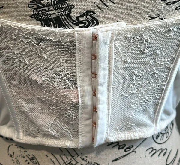 Victoria’s Secret Unlined Lace-Up Corset - Image 6