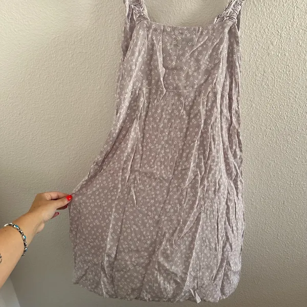 With Jean Bea Dainty Floral Print Ruffled Mini Dress Lilac Size Medium - Image 7