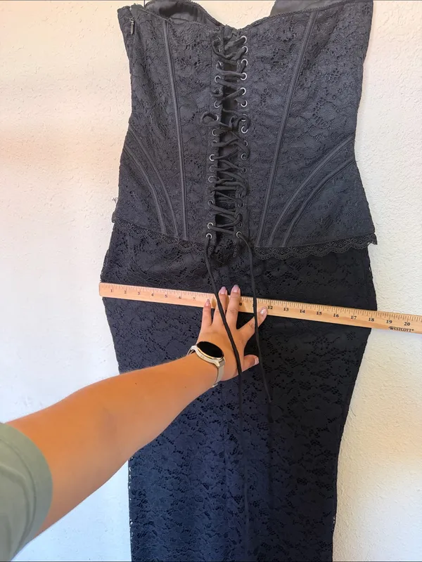 House of CB solaine Black lace Corset maxi dress - Image 9