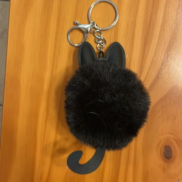 Plush ball Cat keychain - Image 2