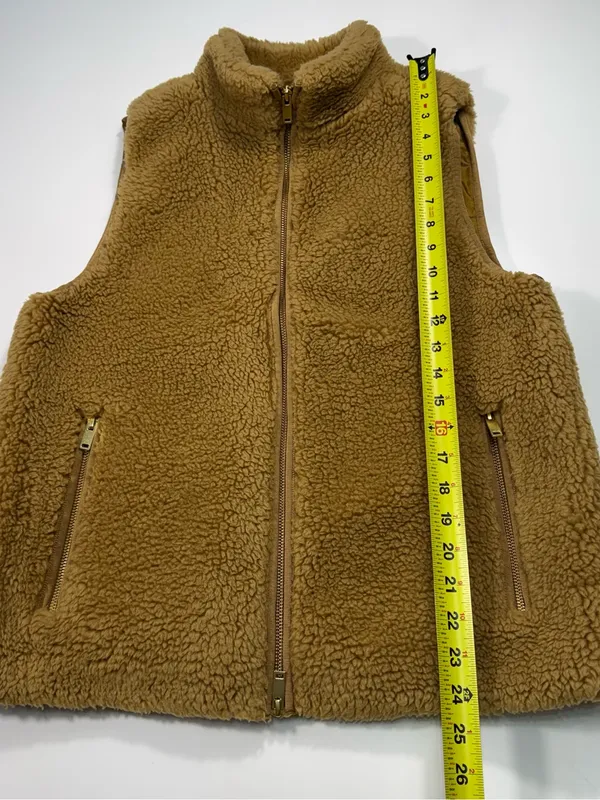 J. Crew Camel Teddy Fleece With Gold Zip Vest Size Medium - Image 3