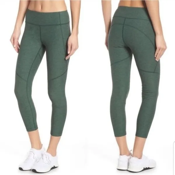 Outdoor Voices 3/4 Warm-Up Crop Leggings, Activewear, Hunter Green Size Small - Image 2