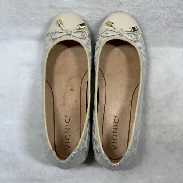 Vionic Minna Ballet Flats Metallic Leopard Print Cream Silver Orthotic Size 7.5 - Image 6
