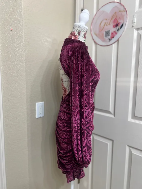 NWT VICI Salem Ruched Velvet Mini Dress Purple Burgundy size S - Image 3