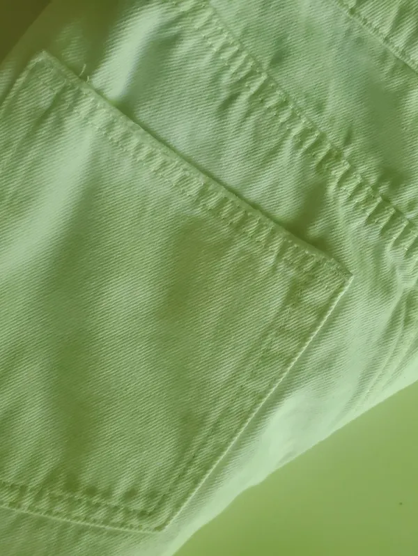 H&M Divided Longer 5inch White Denim Shorts - DIVIDED Size 2 - Image 3