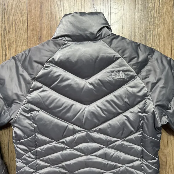Women's The North Face 550 Down Filled Puffer Jacket Medium Ladies Silver - Image 12