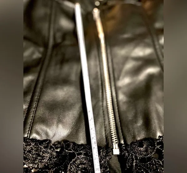 NWOT Faux Leather Black Corset w/ Lace at the Bottom & Shoulder Straps Size:2XL - Image 11