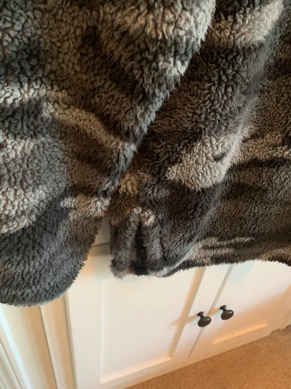 Cozy sherpa Sherpa Pullover Size Large Black Camo - Image 6