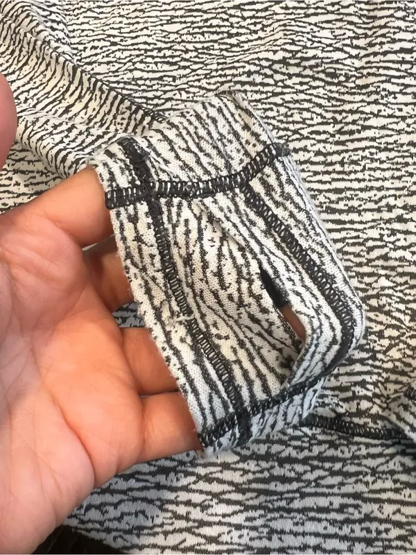 Lululemon Squad Goals Hoodie 4 women - Image 5