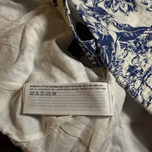 Abercrombie & Fitch Blue Floral Linen Blend Smocked Crop Top Womens Small Toile - Image 9