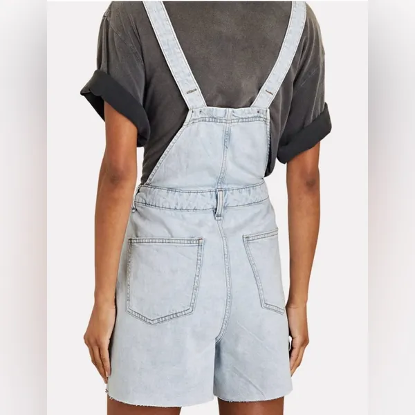WeWoreWhat Slit Overall Short in Super Light Size Small - Image 3
