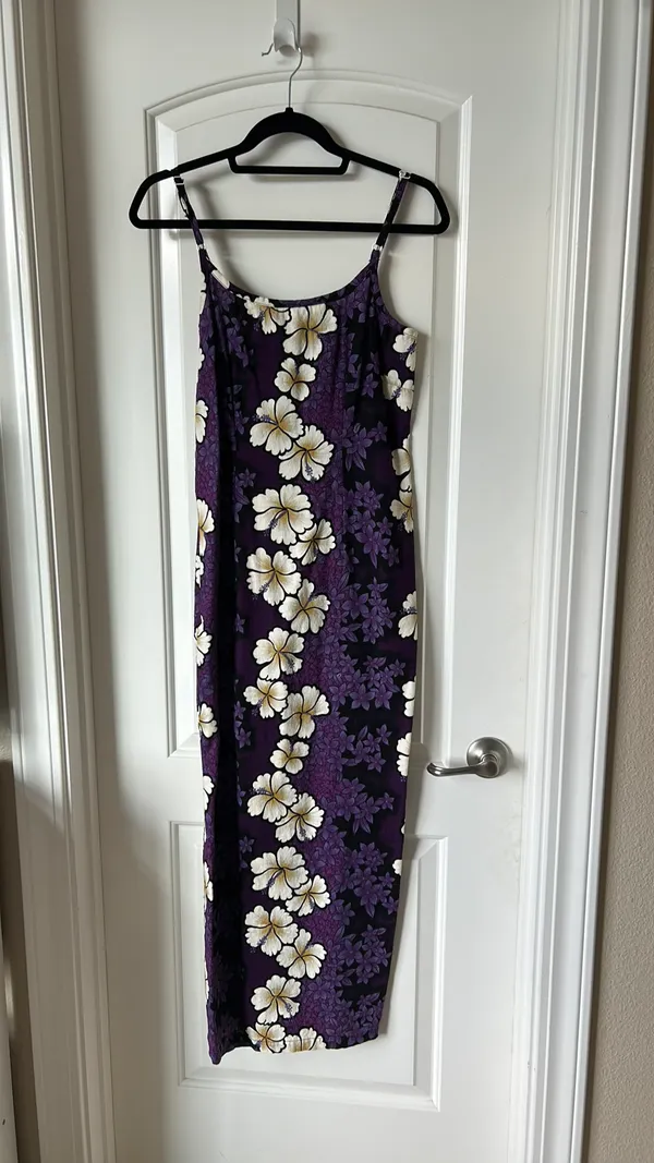 Hilo Hattie’s Hawaiian Dress - Image 4