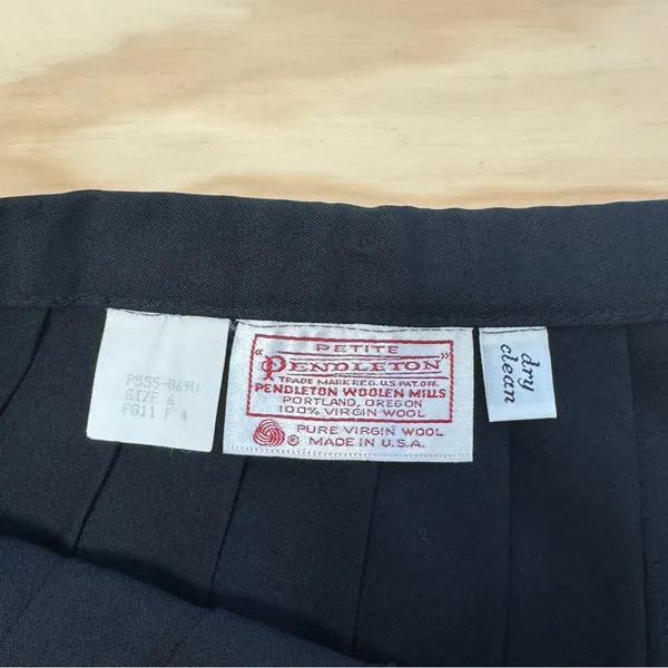 Vintage Pendleton 100% Virgin Wool Pleated Circle Mini Black Skirt Sz 4‎ - Image 7