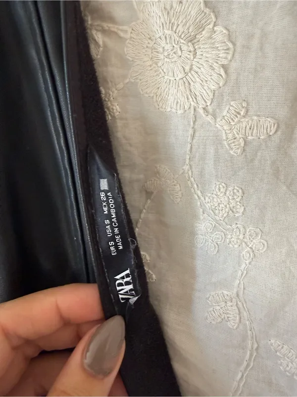 Zara Black Faux Leather Mini Dress with Gold Buttons - Image 4