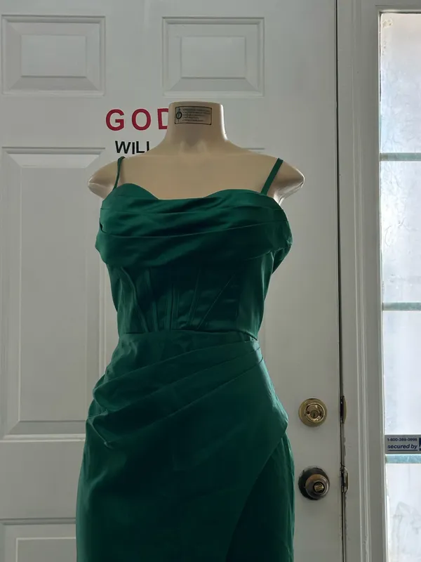 Wedding dress - Image 3