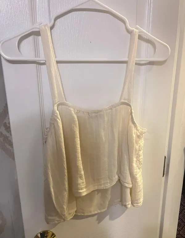 Arie Crop Top White - Image 2