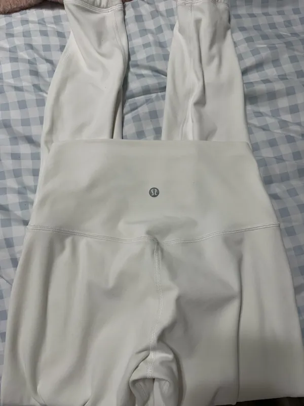 White Lululemon Align Leggings 28" - Image 3