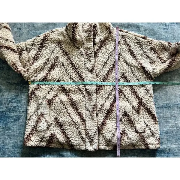 Thread & Supply Ivory Neutral Tan Chevron One Track Mind Sherpa Jacket Large - Image 6