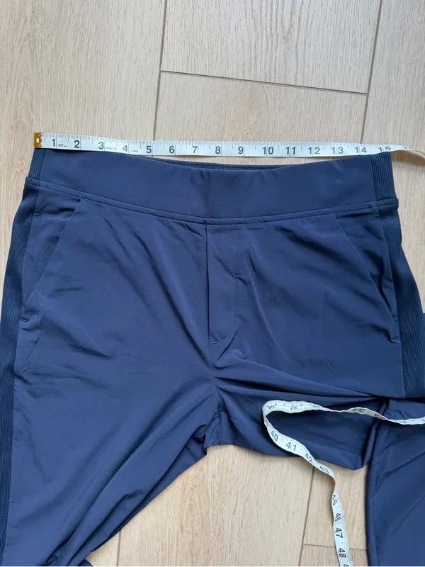 Athleta Brooklyn Ankle Pant in Navy Size 8 Casual Wrinkle Resistant Stretch - Image 12