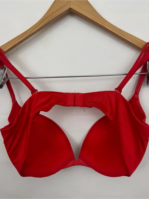 Victoria’s Secret Very Sexy Red Push Up Bra 34C - Image 3