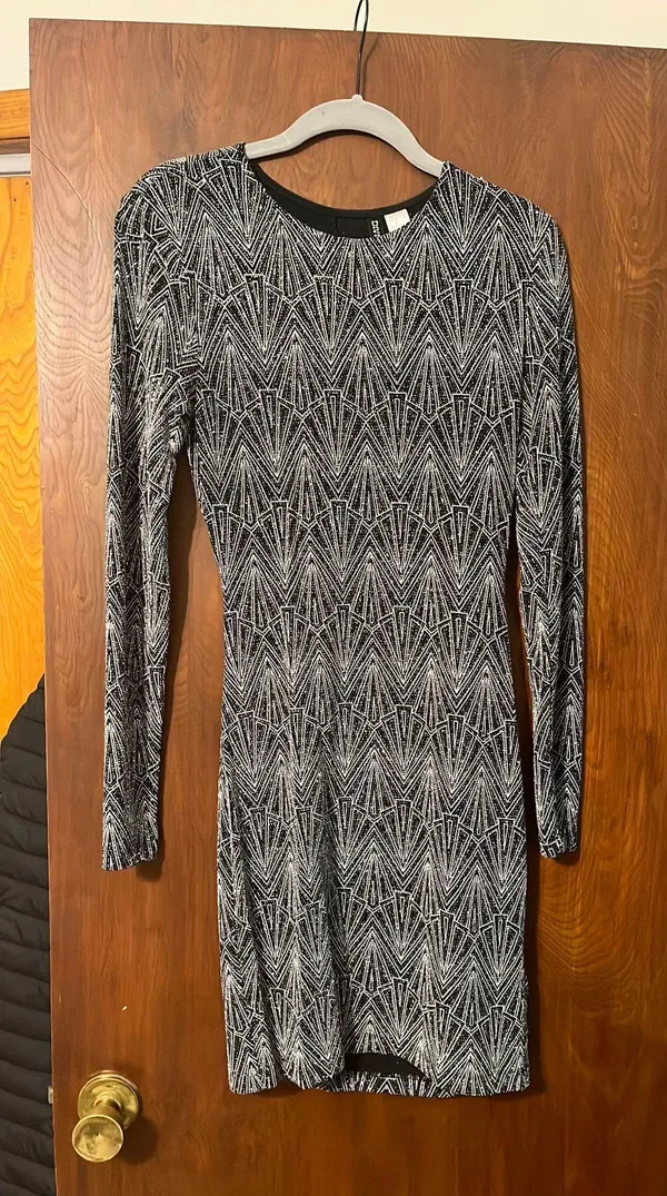Long Sleeve Sparkly Dress Size 6 - Image 2