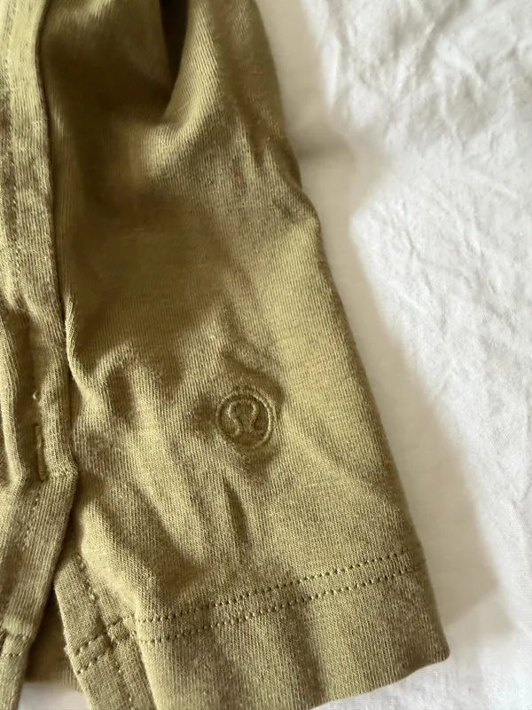 Lululemon olive green crop top - Image 4