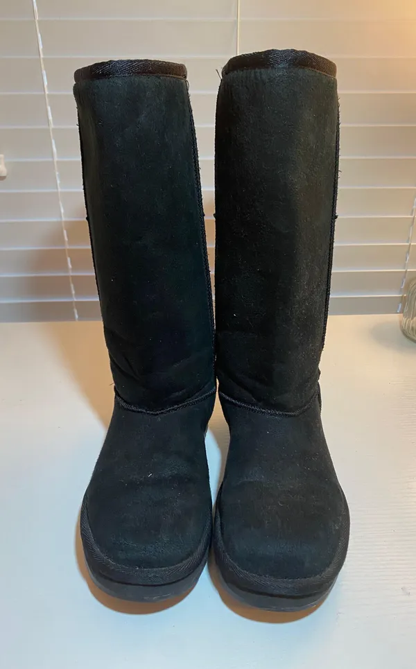 Skechers Australia Womens Winter Boots Black Round Toe Pull On Faux Fur Lined - Image 2