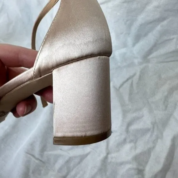 Badgley Mischka‎ Jewel Joanne Embellished Block Heel Sandal Champagne Cream 9 - Image 11