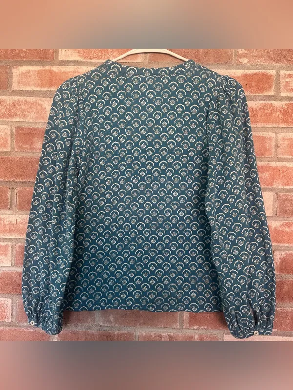 Boden Cardigan Button Up Shirt Knit Women’s 6 Blue Pattern Cotton Lightweight - Image 7