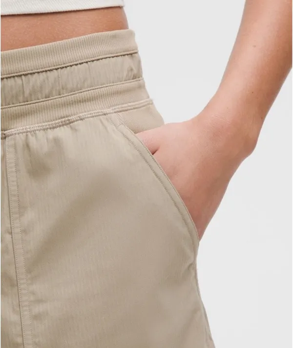 Lululemon Dance Studio High-Rise Shorts 3.5" (Size 6) - Image 4