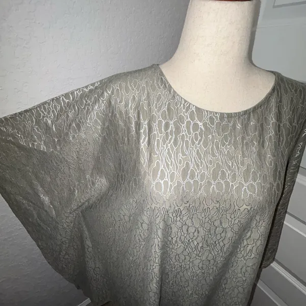 Chico’s Travelers Slit Sleeve Kimono Poncho Top Chicos Size L/XL - Image 2