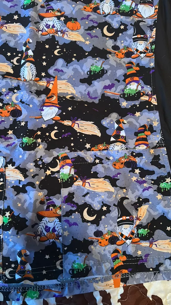 Scrub top Multiple Size M - Image 3
